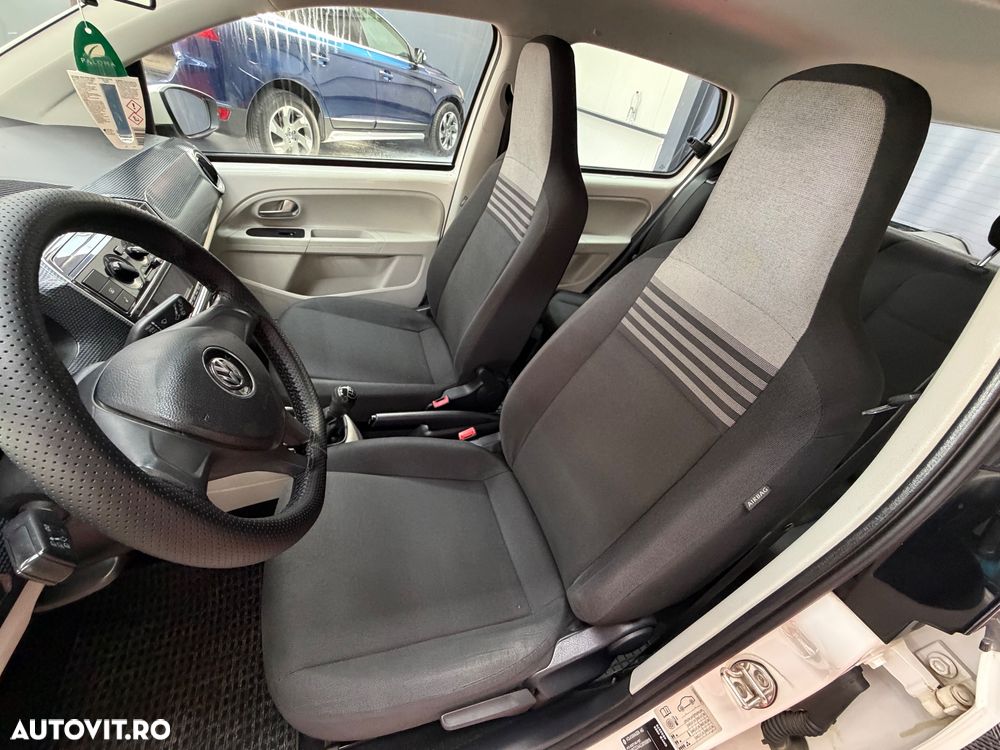 Volkswagen up! - 11