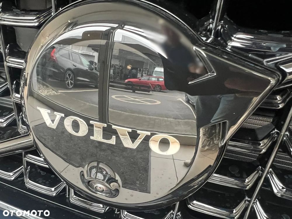 Volvo XC 40 B4 B DKG Ultra Black Edition - 23