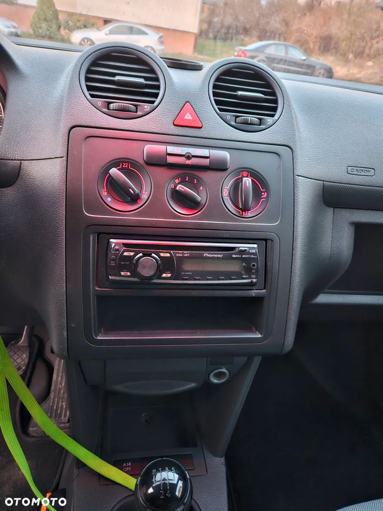 Volkswagen Caddy - 8