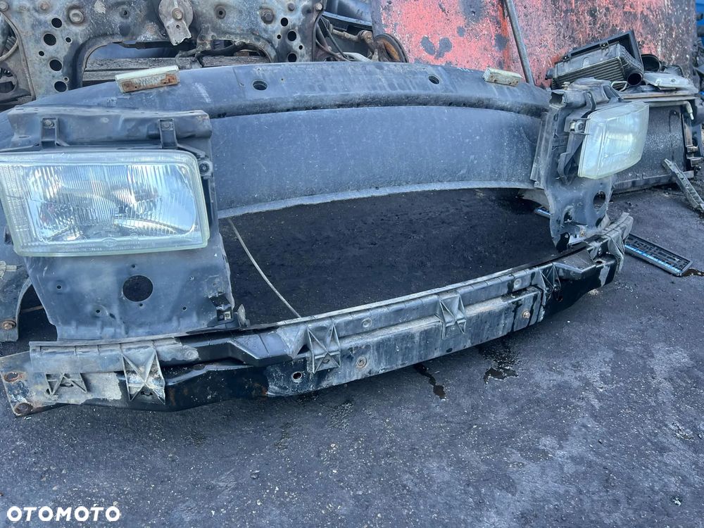 Belka przednia razem z lampami Volkswagen T4 Transporter lift !! KOMPLET - 2