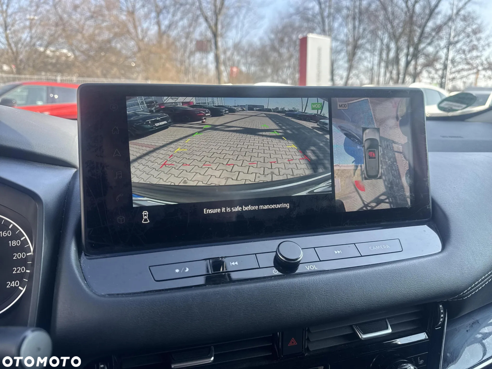 Nissan Qashqai 1.3 DIG-T mHEV N-Connecta Xtronic - 17