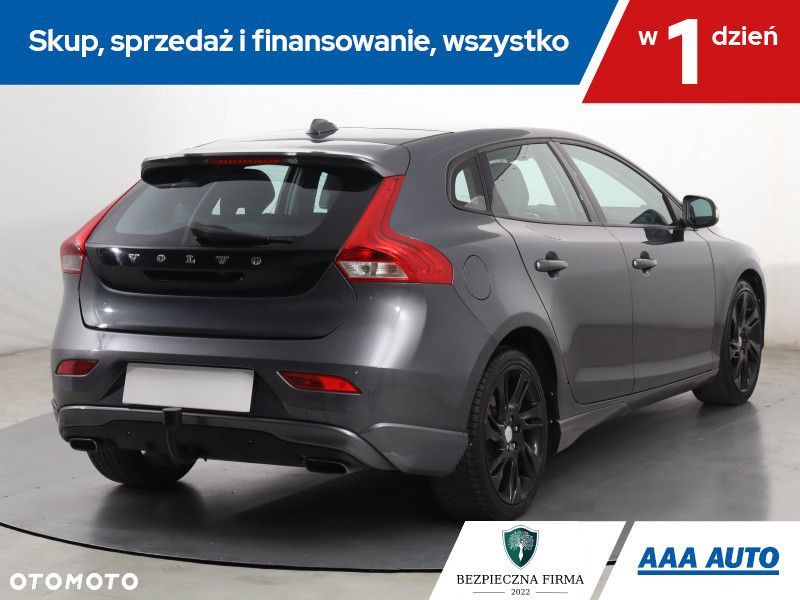 Volvo V40 - 7