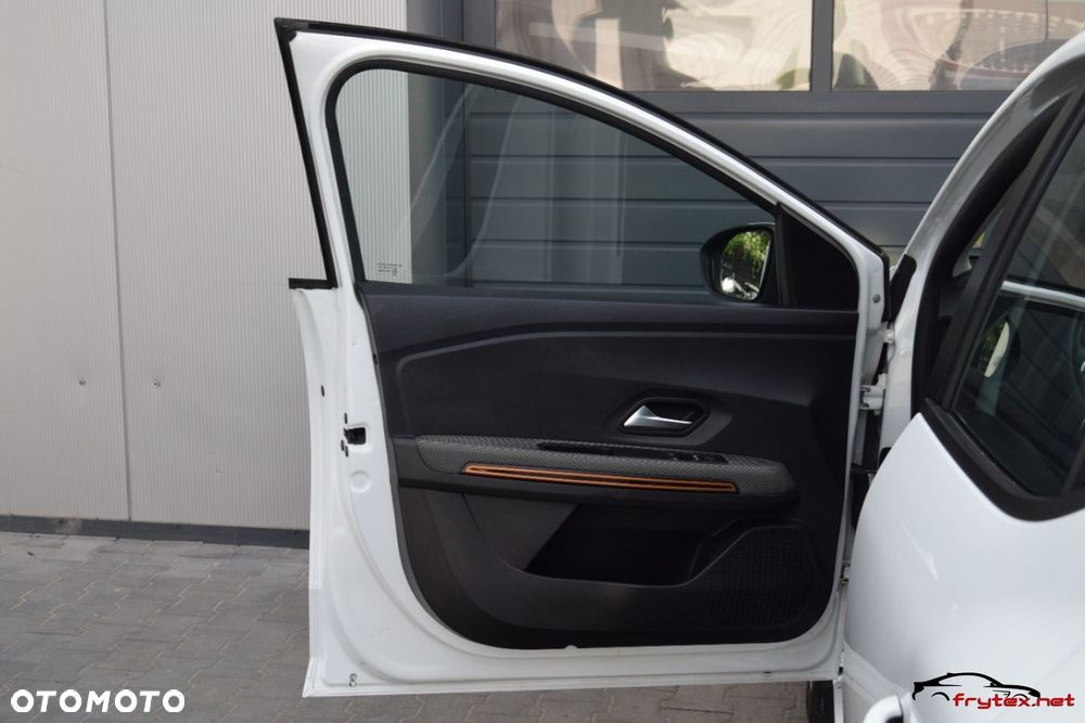Dacia Sandero Stepway - 16