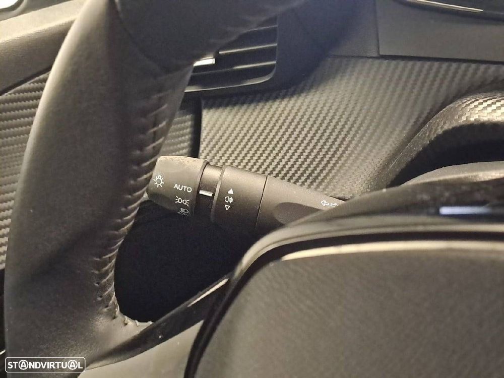 Peugeot 208 1.2 PureTech Active Pack - 14