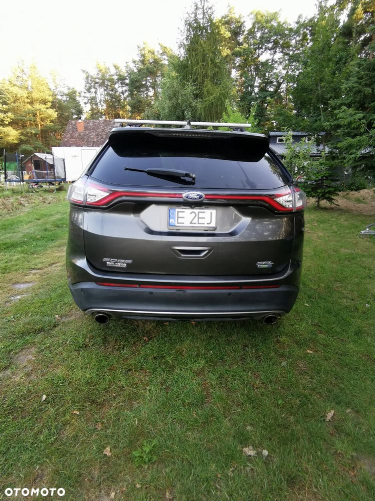 Ford Edge - 11