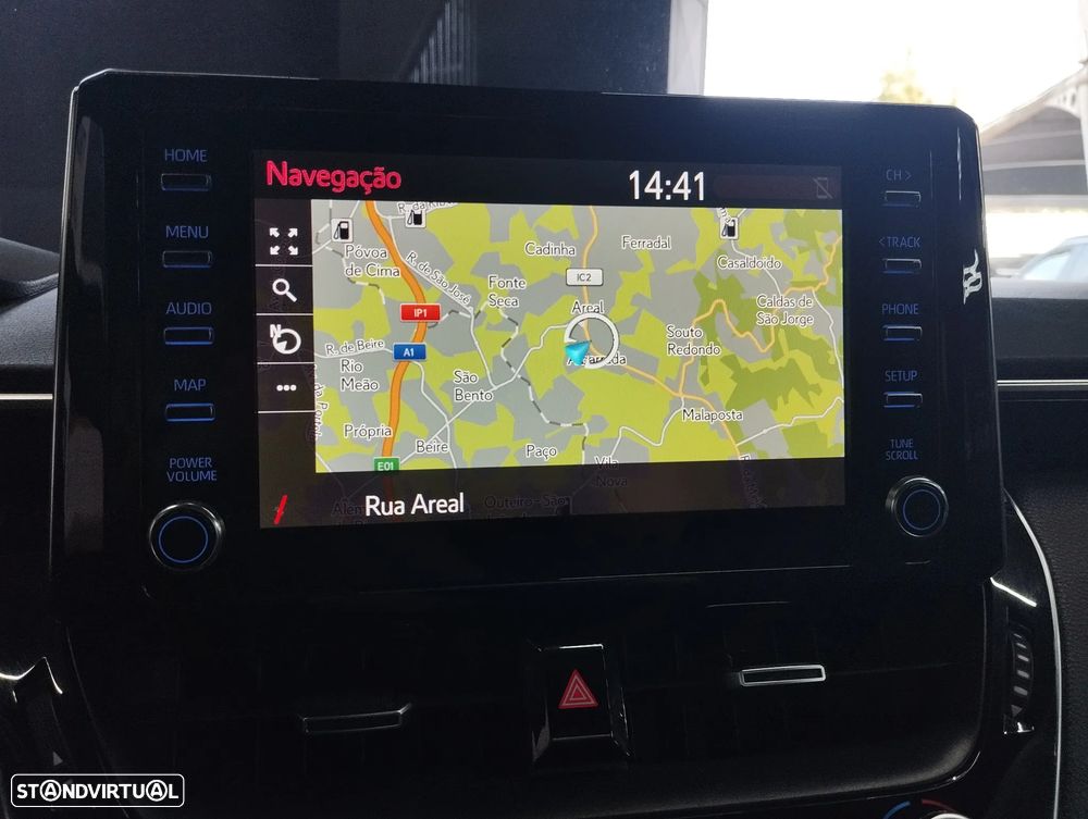 Toyota Corolla 1.8 Hybrid Comfort - 24