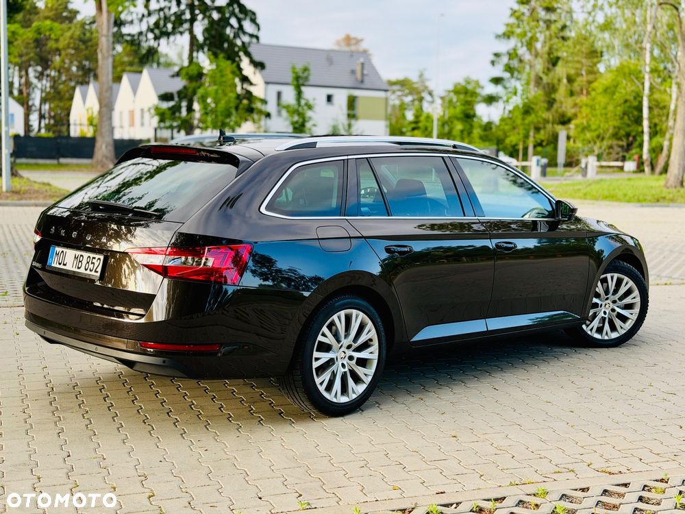 Skoda Superb 2.0 TDI DSG Style - 32