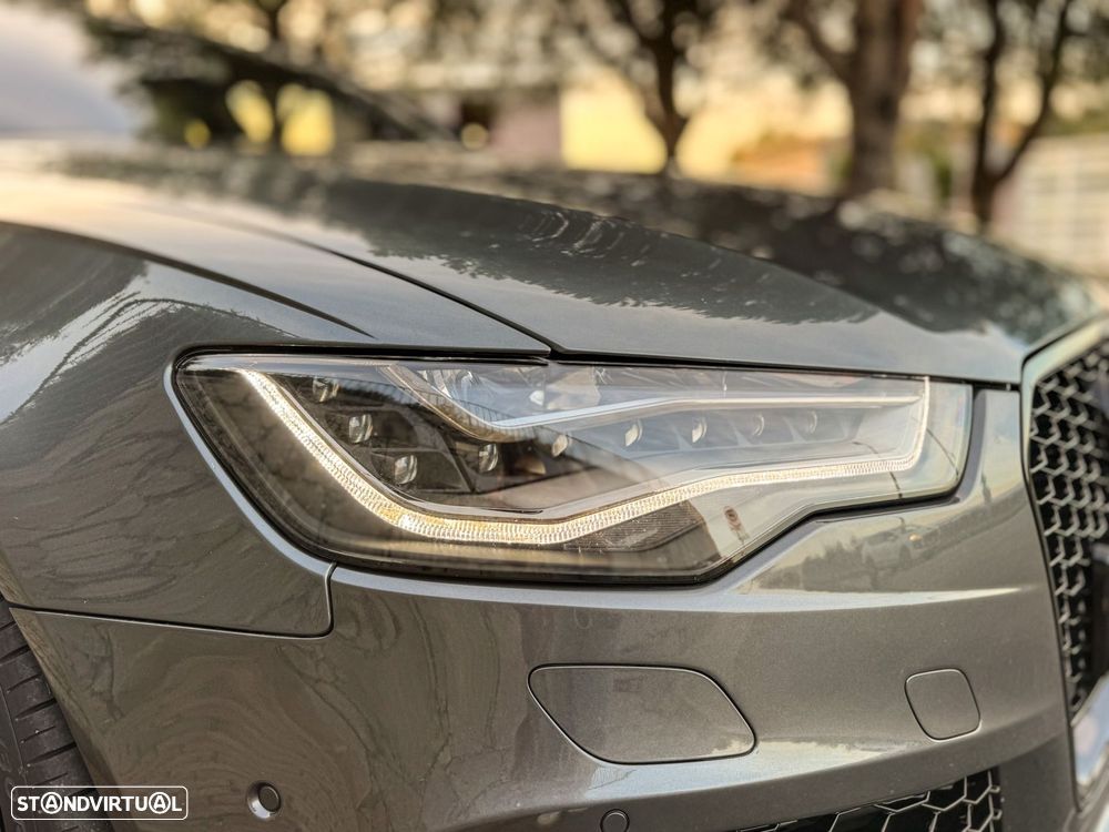 Audi RS6 Avant 4.0 TFSi quattro Tiptronic - 16