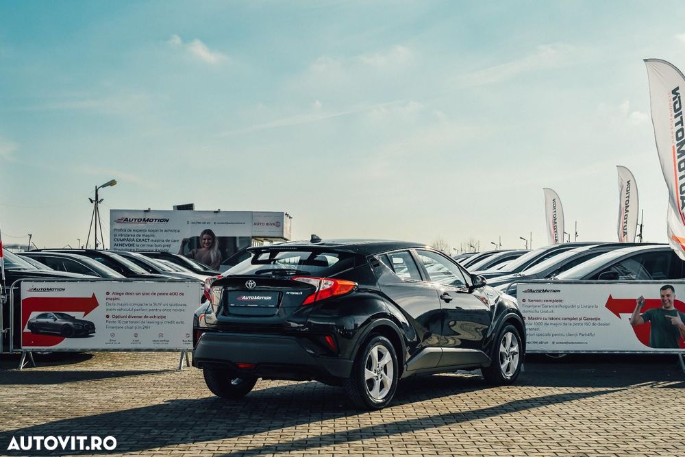 Toyota C-HR - 4
