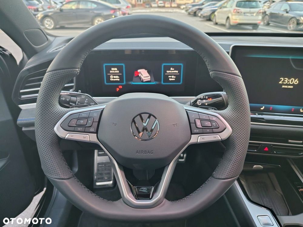 Volkswagen Passat - 15