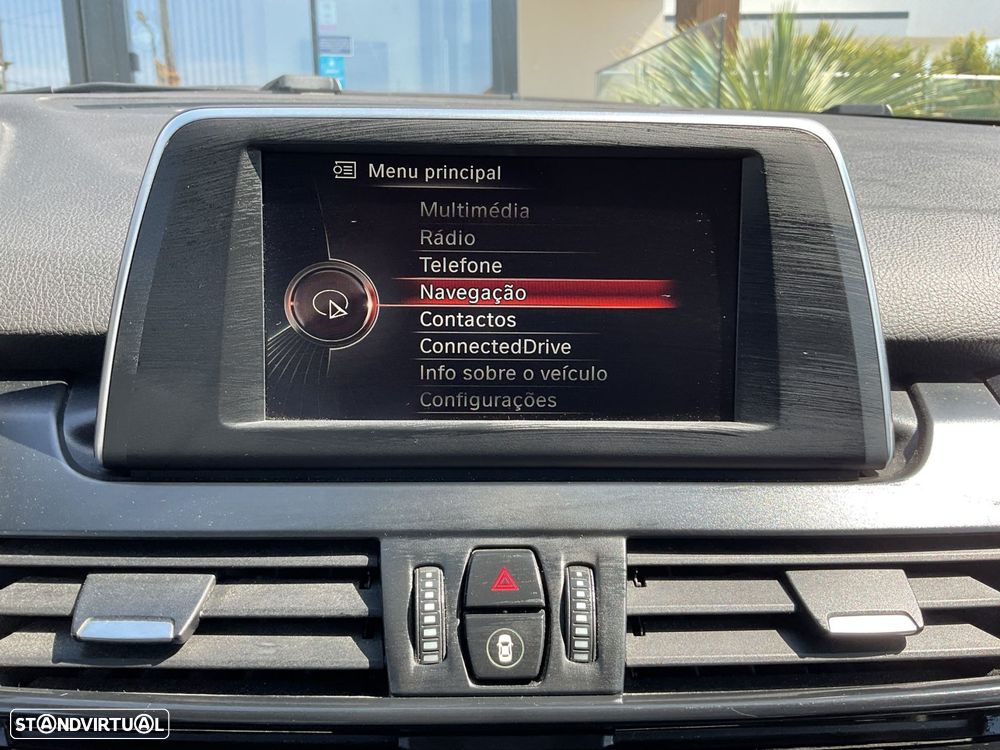 BMW 216 Active Tourer d - 26