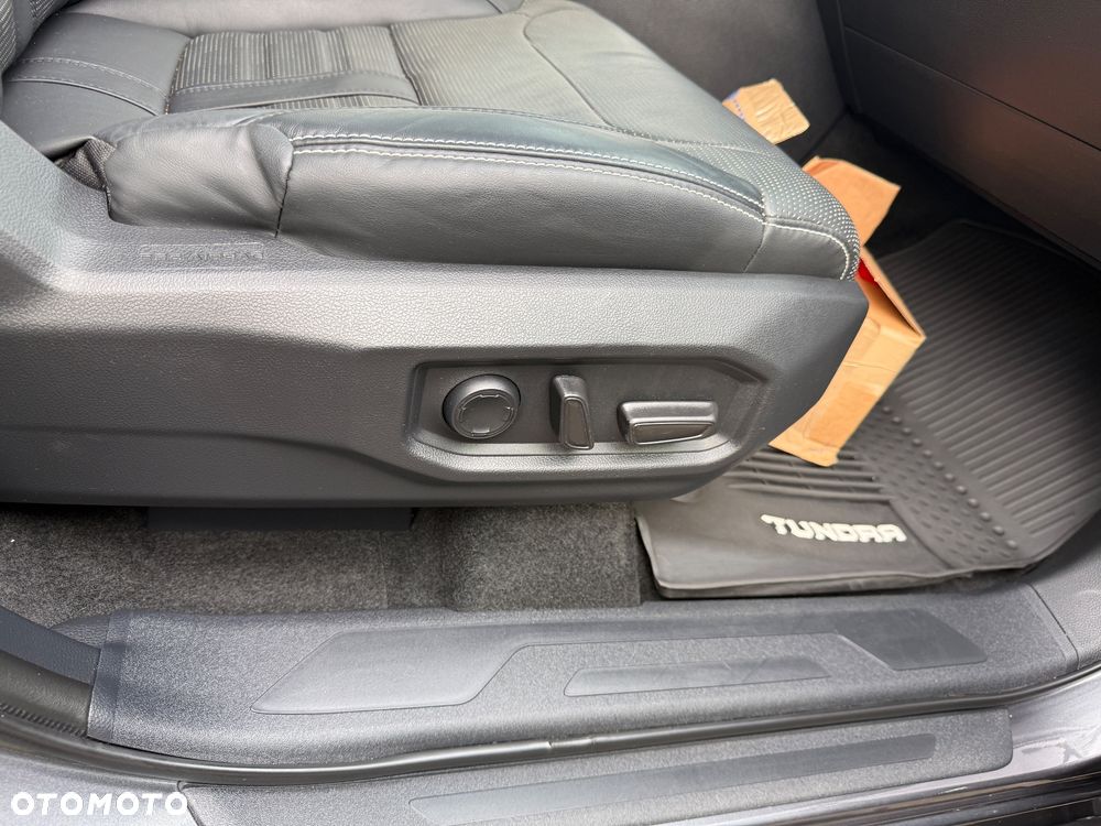 Toyota Tundra - 21