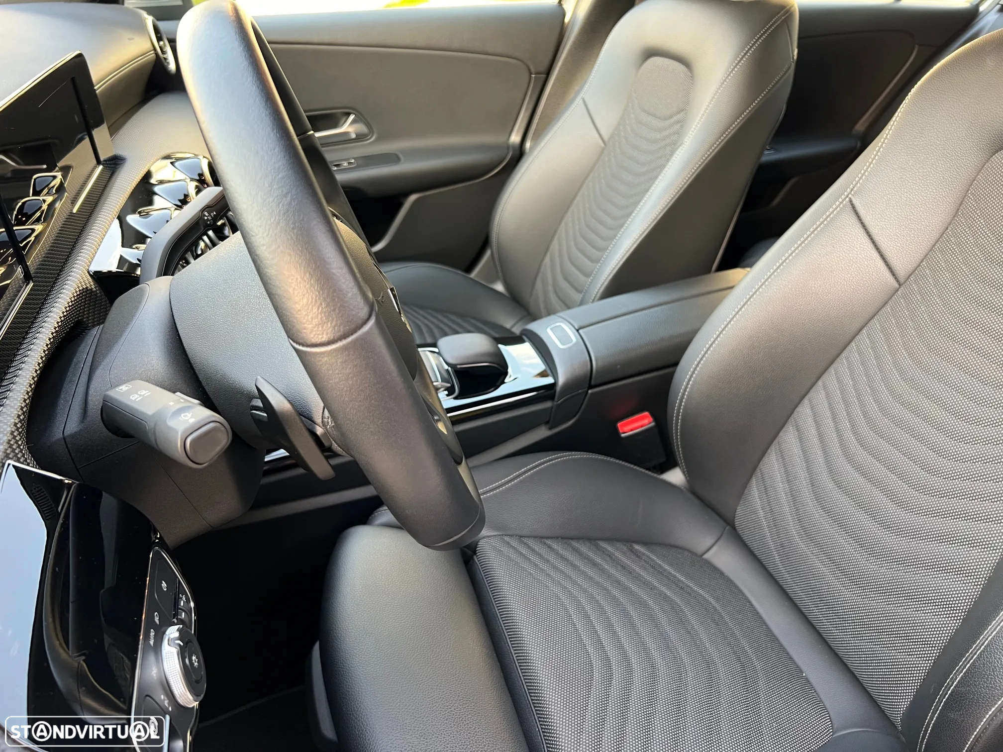Mercedes-Benz A 180 d Style Plus Aut. - 30