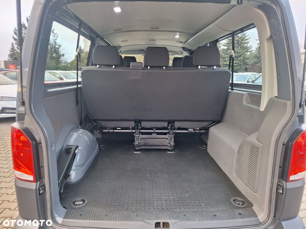 Volkswagen Transporter L2H1 Plus Trendline - 17