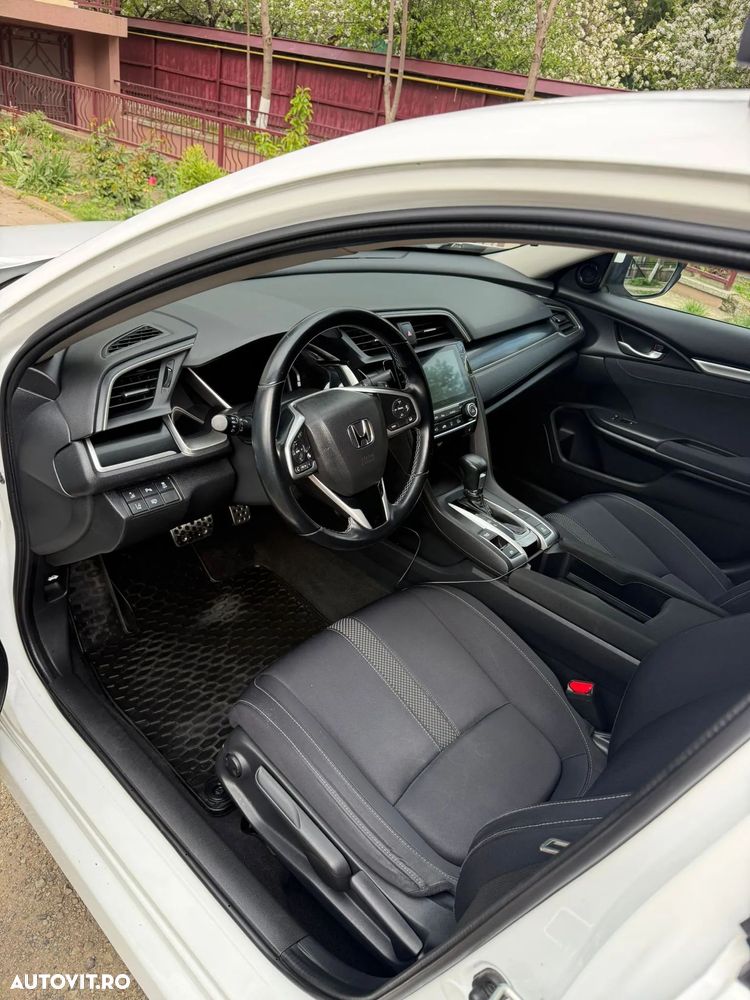 Honda Civic 1.5 VTEC Turbo CVT Elegance Navi - 14