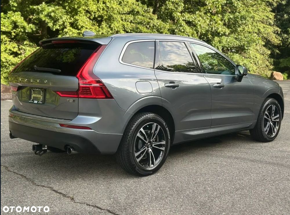 Volvo XC 60 T5 AWD Geartronic Momentum Pro - 5