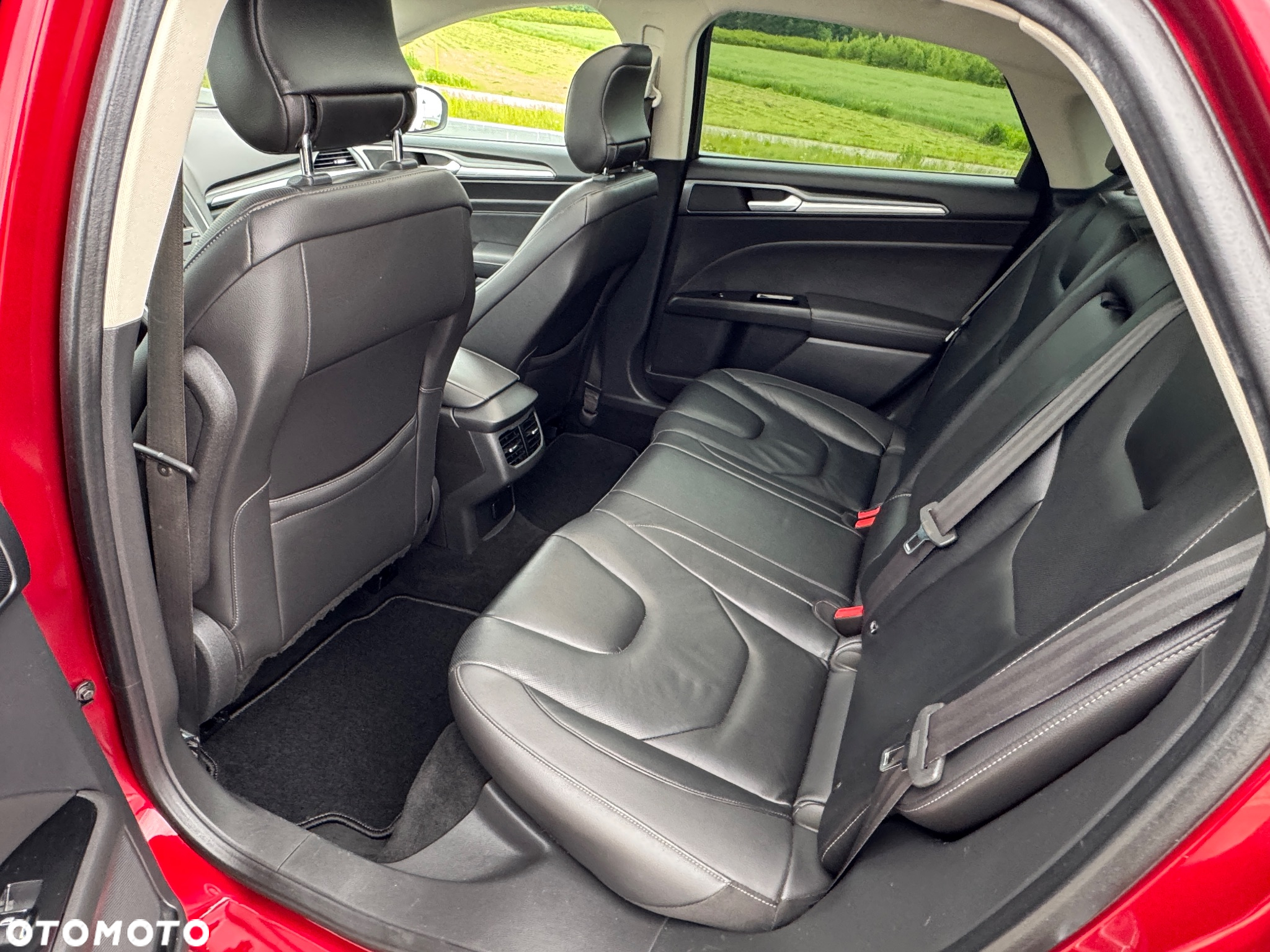Ford Mondeo 2.0 TDCi Start-Stopp Titanium - 12