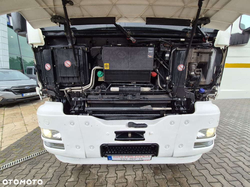 MAN TGS 18.360 / CYSTERNA / PALIWA + OLEJE / ADR / EURO 5 / 11M3 / 3 KOMORY / KABINA SYPIALNIANA / 1WŁ - 39