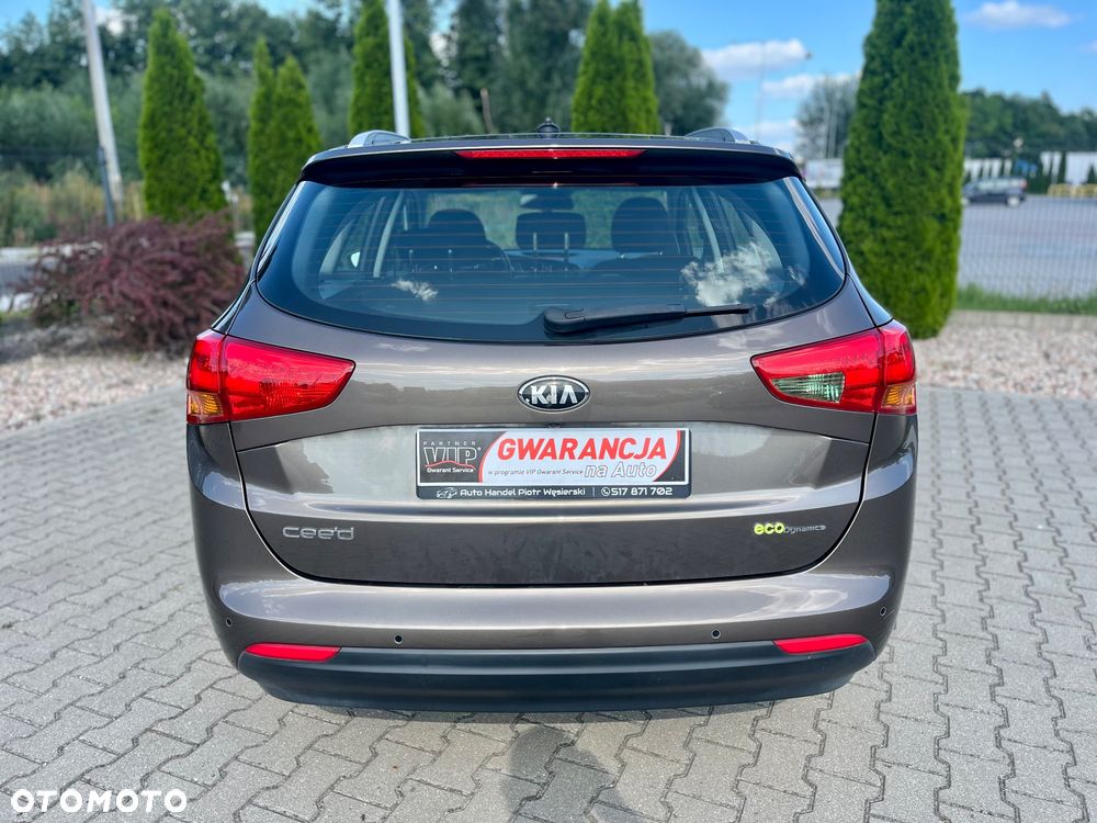 Kia Ceed 1.6 GDI ISG Platinum Edition - 8