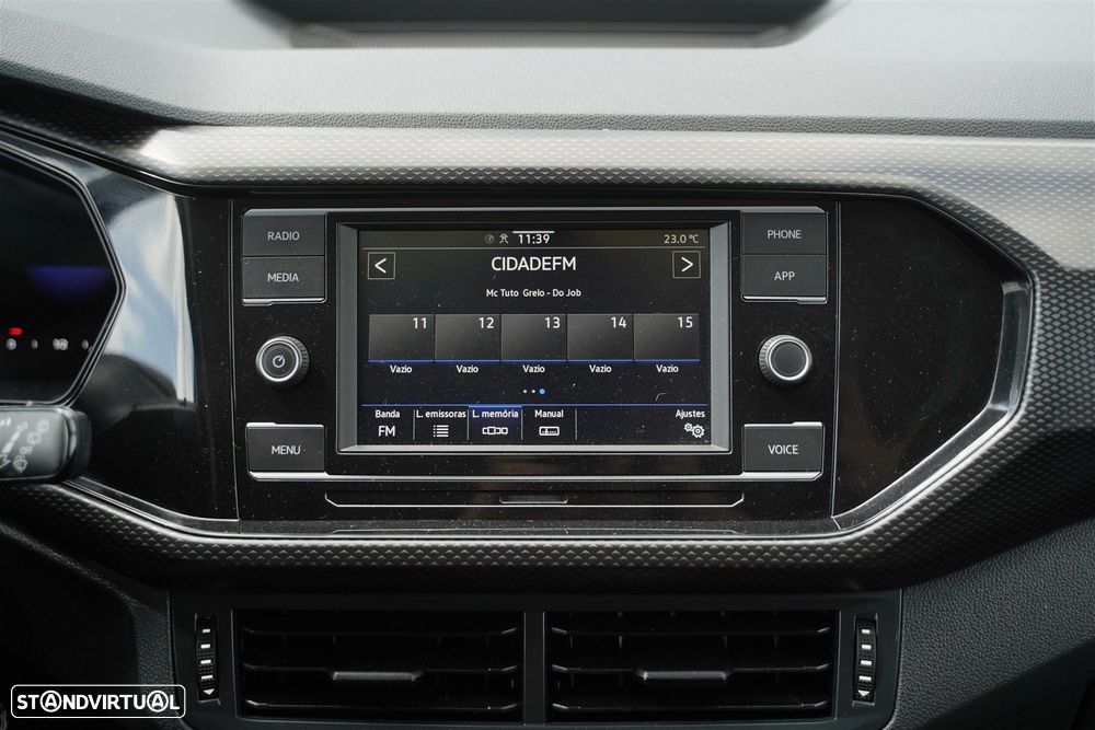 VW T-Cross 1.0 TSI BlackStyle DSG - 22
