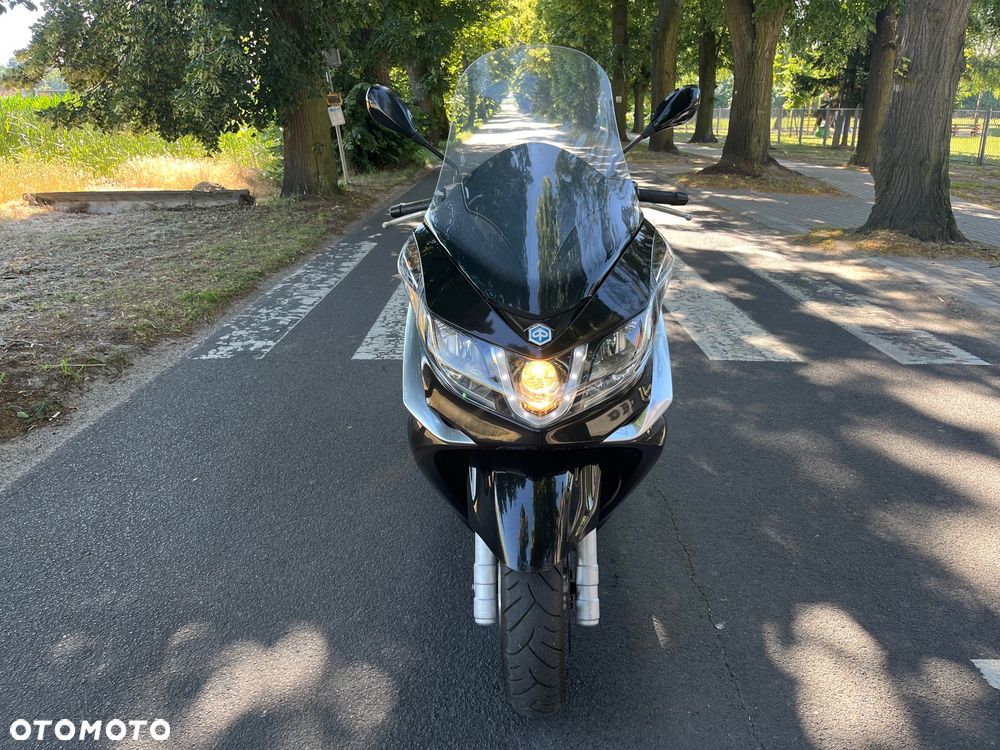 Piaggio X10 - 6