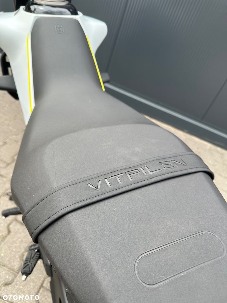 Husqvarna Vitpilen - 14