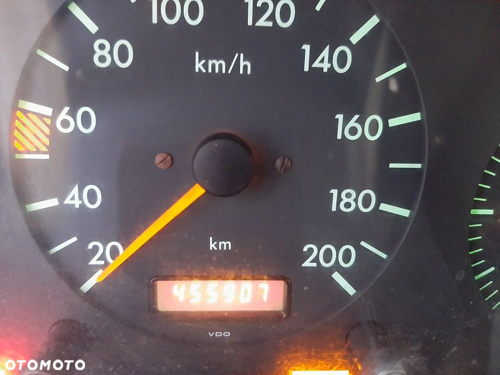 Mercedes-Benz Sprinter 321 D - 14