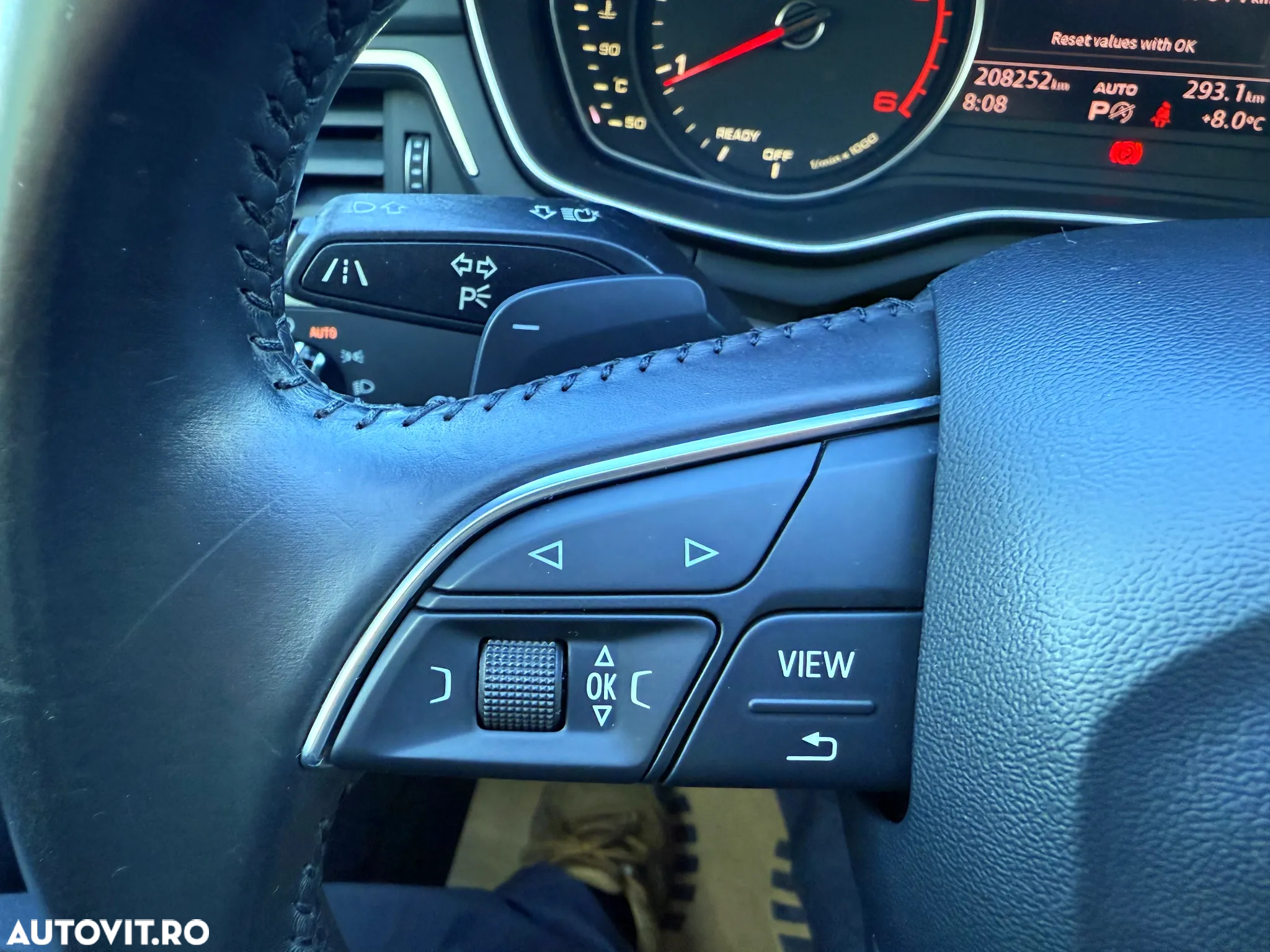 Audi A4 Avant 2.0 TDI S tronic quattro - 24