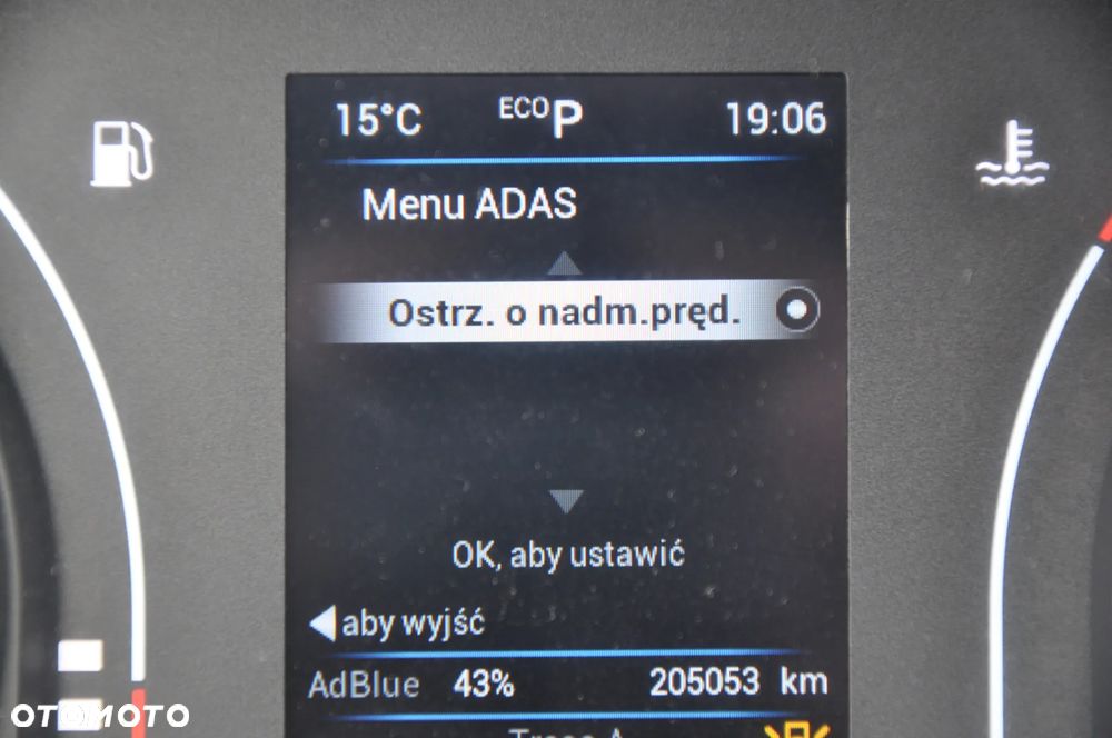 Iveco DAILY 156KM AUTOMAT CHŁODNIA IZOTERMA KRAJOWE BEZWYPADKOWE - 36