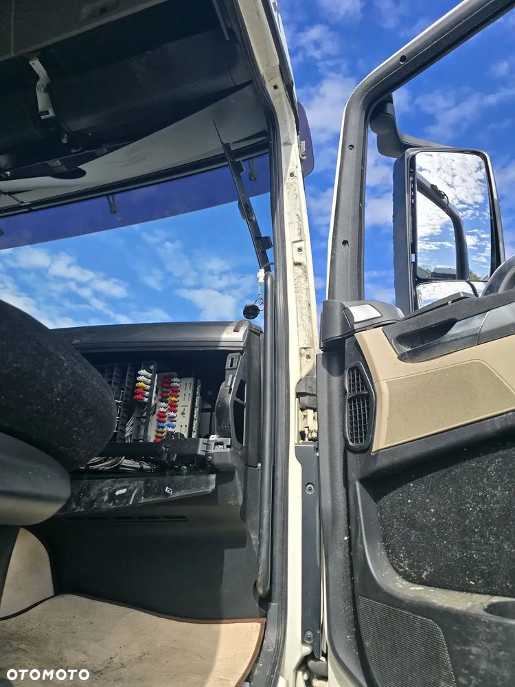 MAN TGX - 8