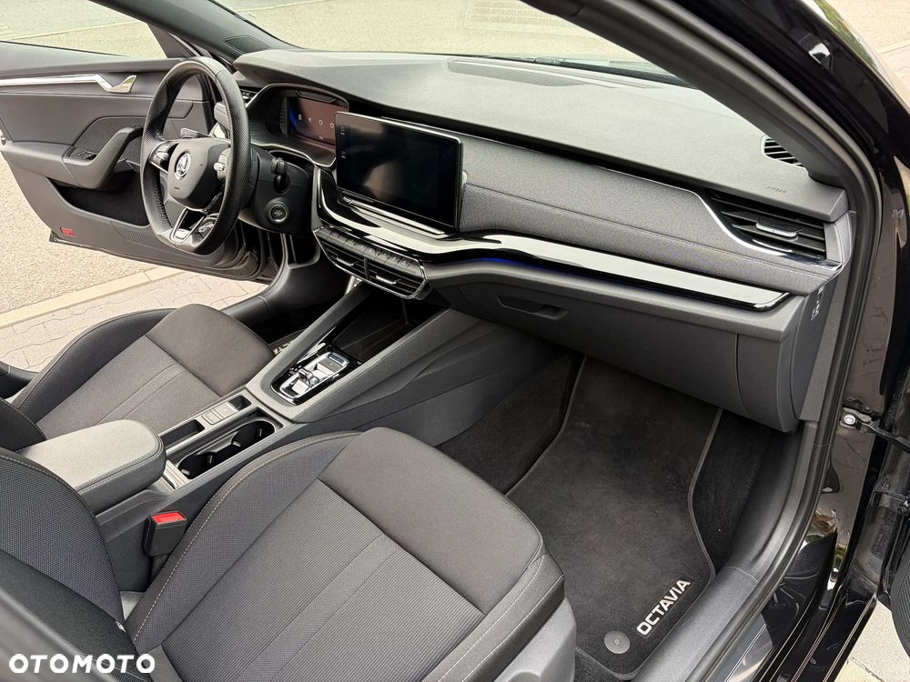 Skoda Octavia 2.0 TDI Style DSG - 22