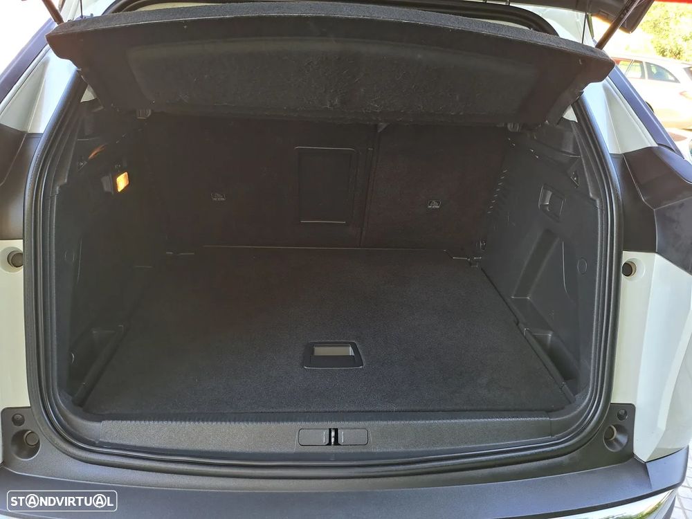 Peugeot 3008 BlueHDi 130 Stop & Start EAT8 Allure Pack - 16