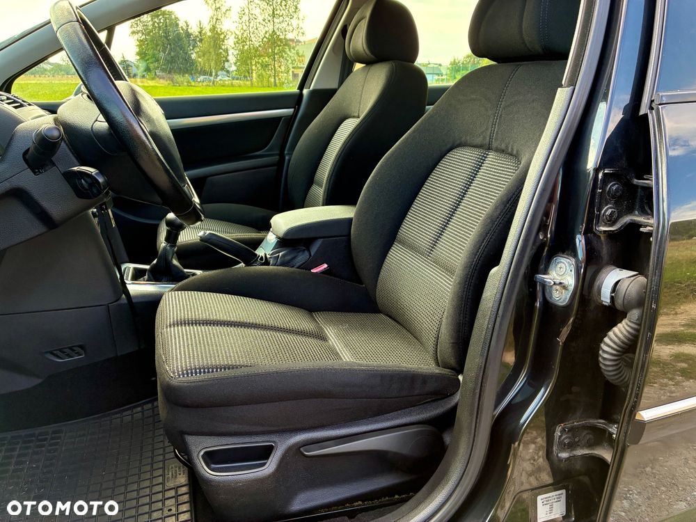Peugeot 407 140 Sport - 19