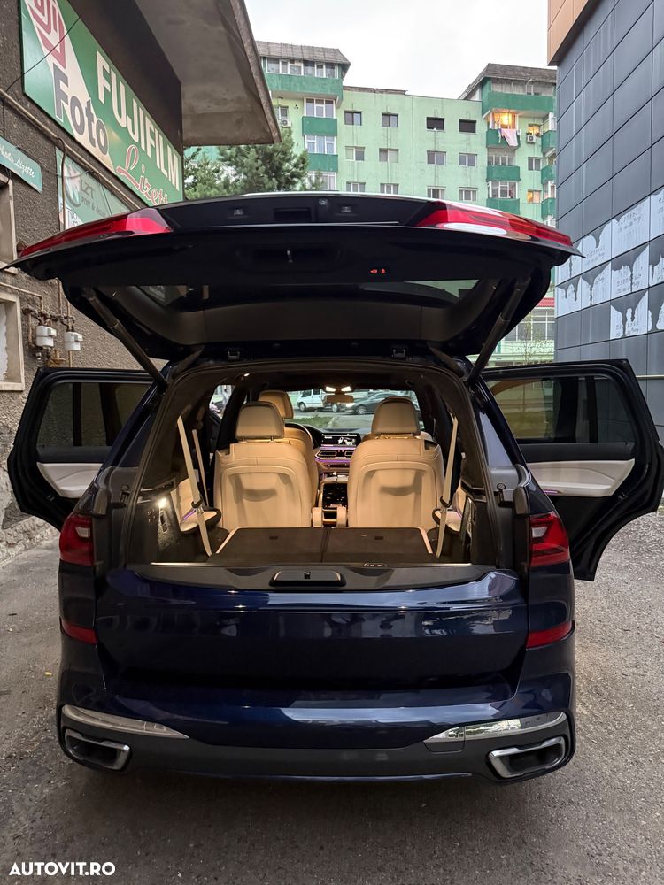 BMW X7 - 11