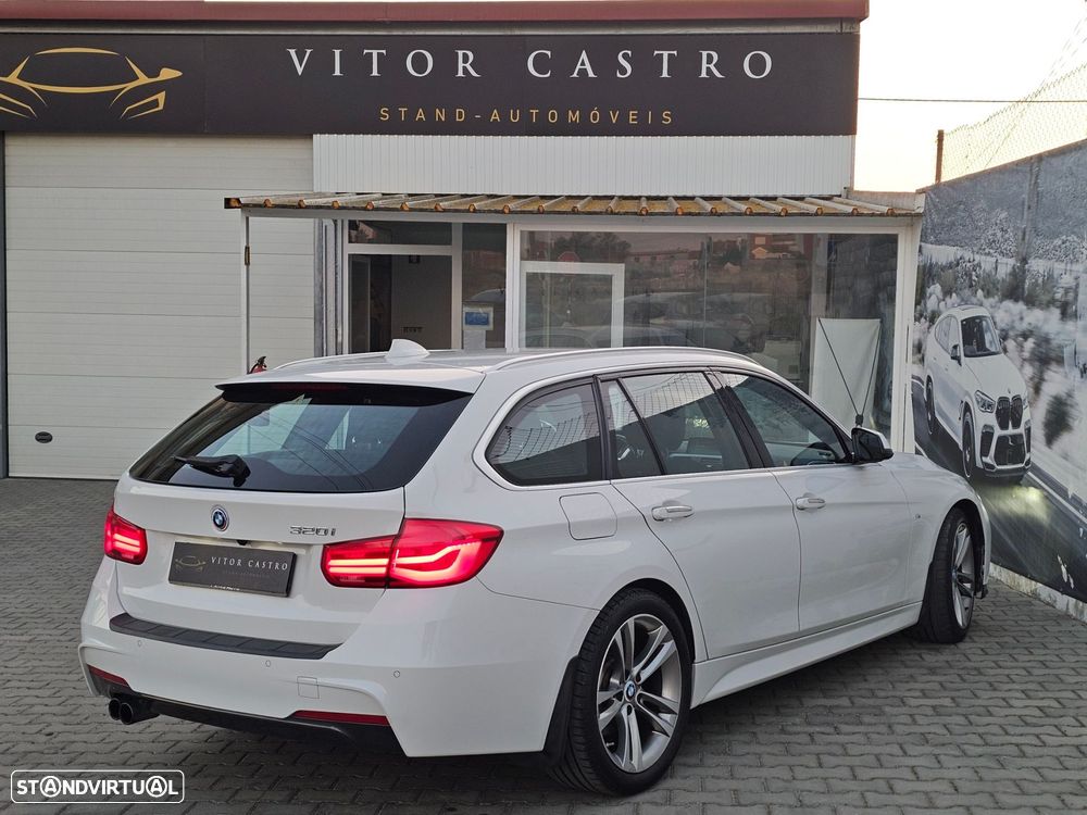 BMW 320 i Touring Pack Desportivo M - 7