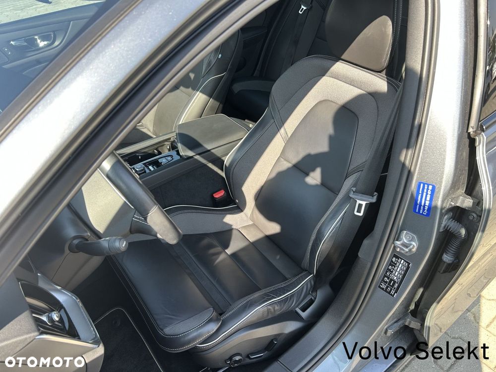 Volvo S60 - 16