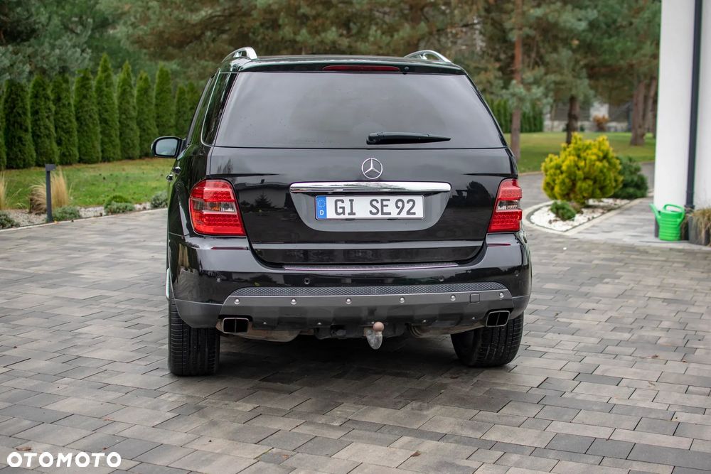 Mercedes-Benz ML - 20