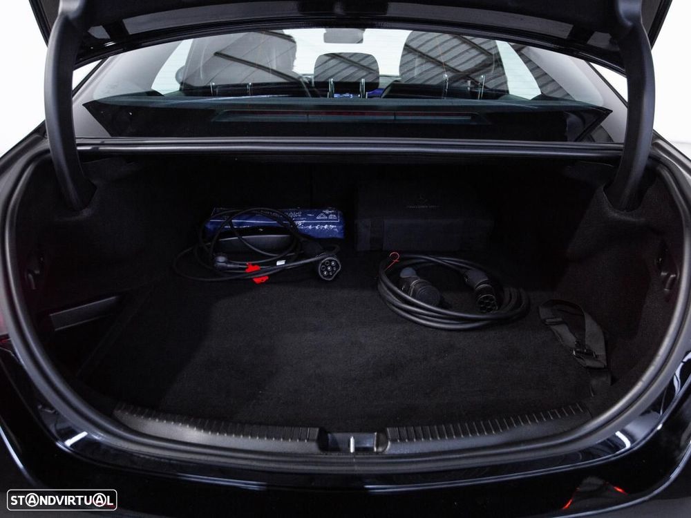 Mercedes-Benz C 300 e 9G-TRONIC Edition AMG Line - 13