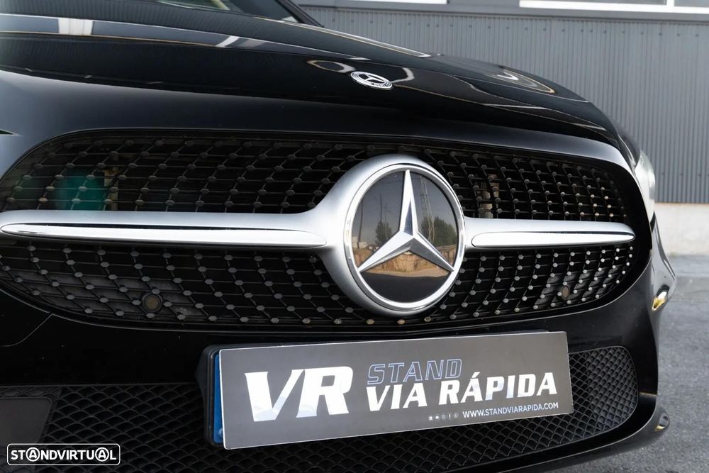 Mercedes-Benz A 180 Limousine d Progressive Aut. - 31