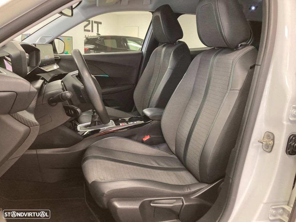 Peugeot 2008 1.2 PureTech Active Pack - 19