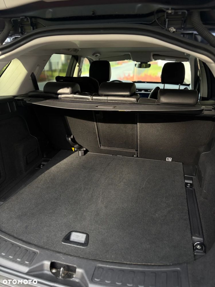 Land Rover Discovery Sport 2.0 D150 HSE - 24