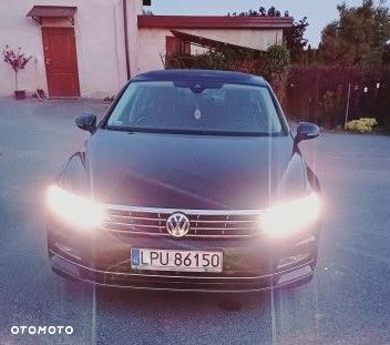 Volkswagen Passat - 14