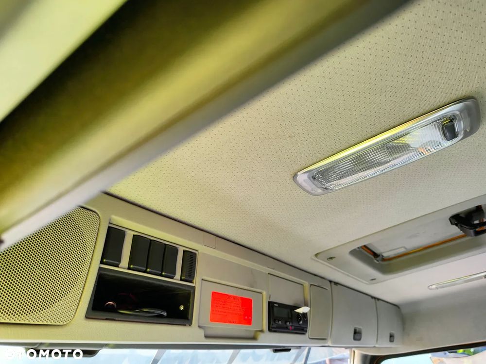 Volvo FM 450 6x2 - 8