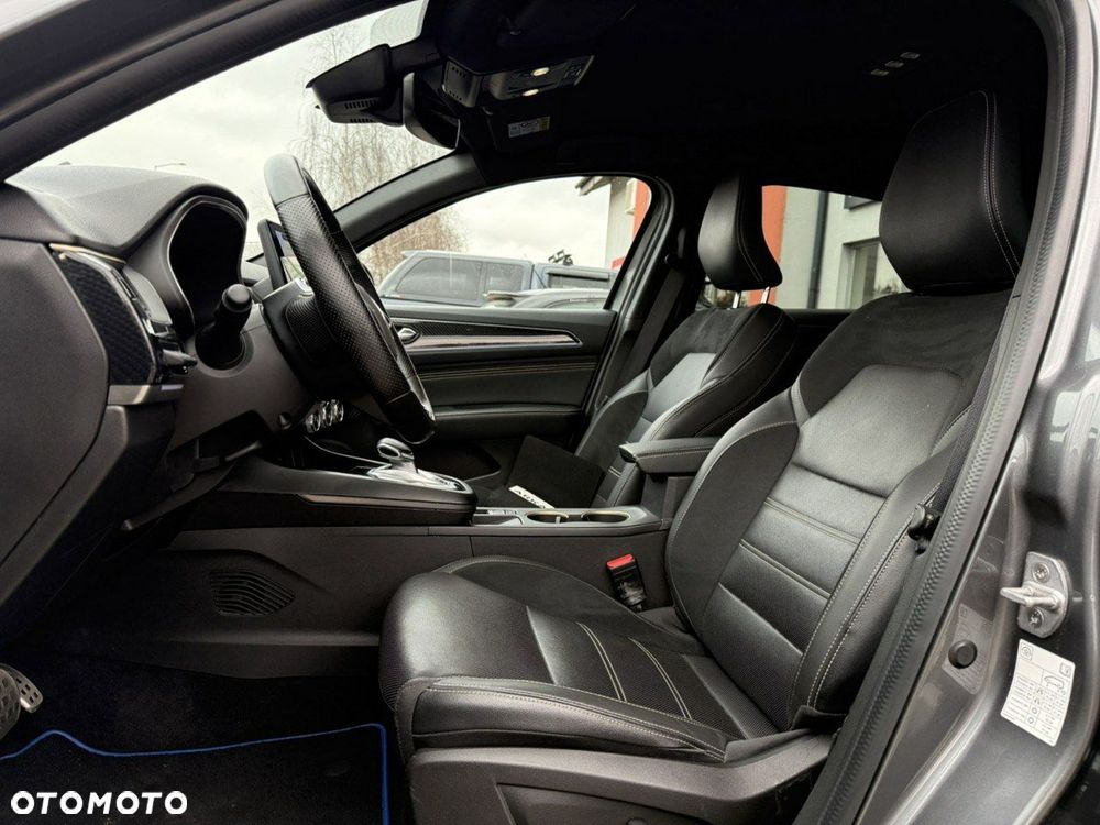 Renault Arkana 1.6 E-TECH E-Tech Engineered MMT - 22