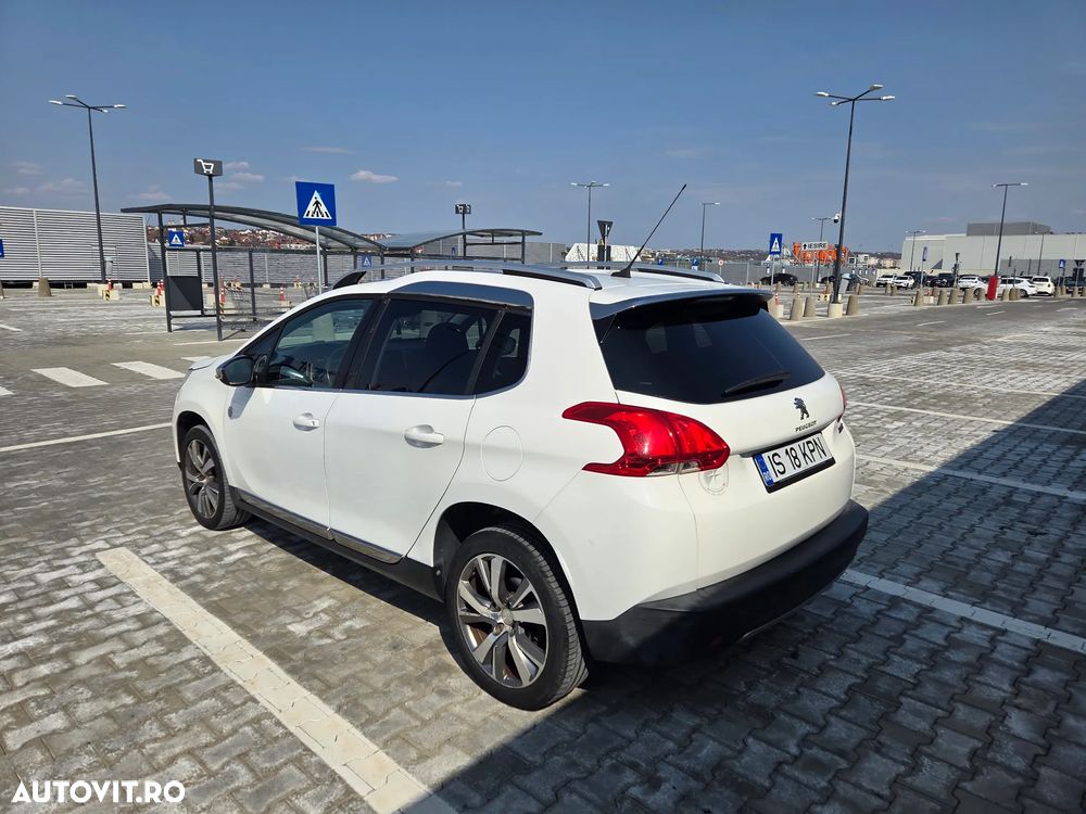 Peugeot 2008 PureTech 110 Stop&Start Crossway - 12