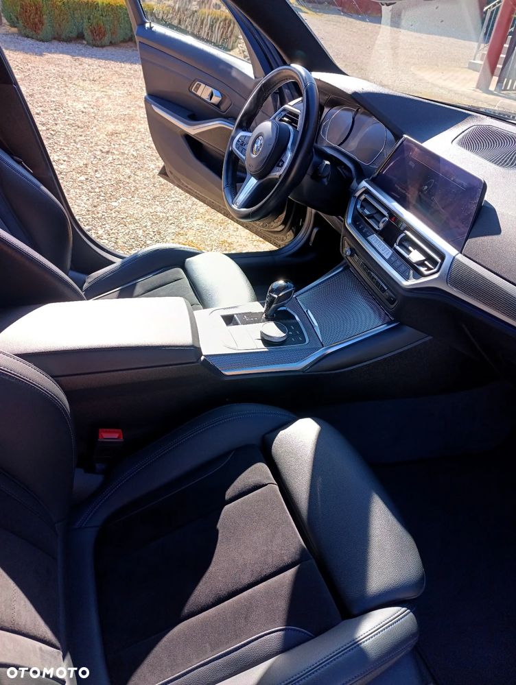 BMW Seria 3 318d M Sport - 7