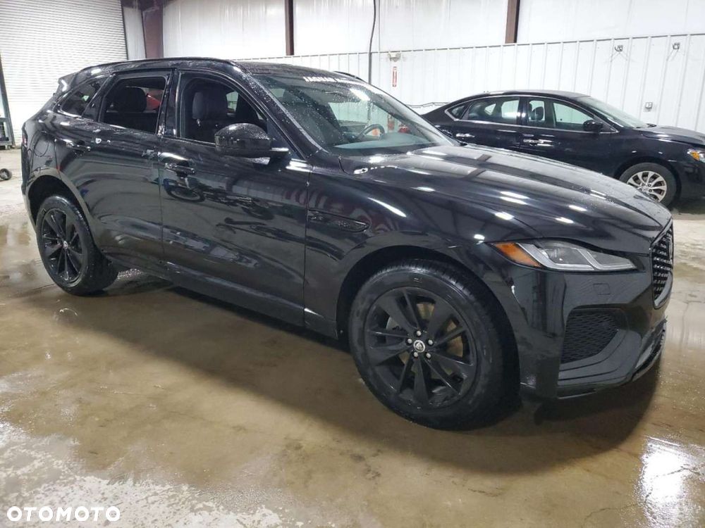 Jaguar F-Pace - 5