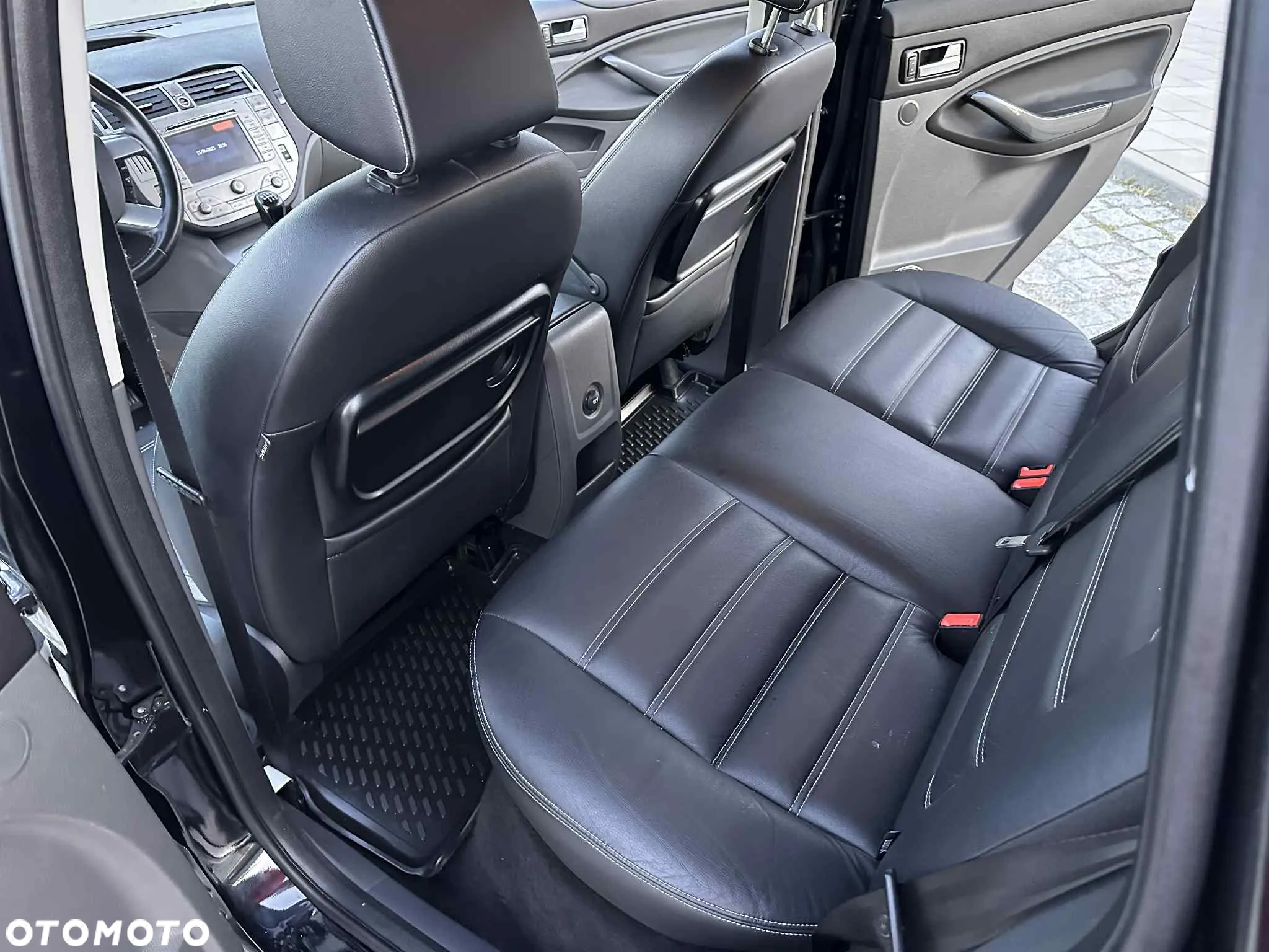Ford Kuga 2.0 TDCi 4x4 Titanium - 7