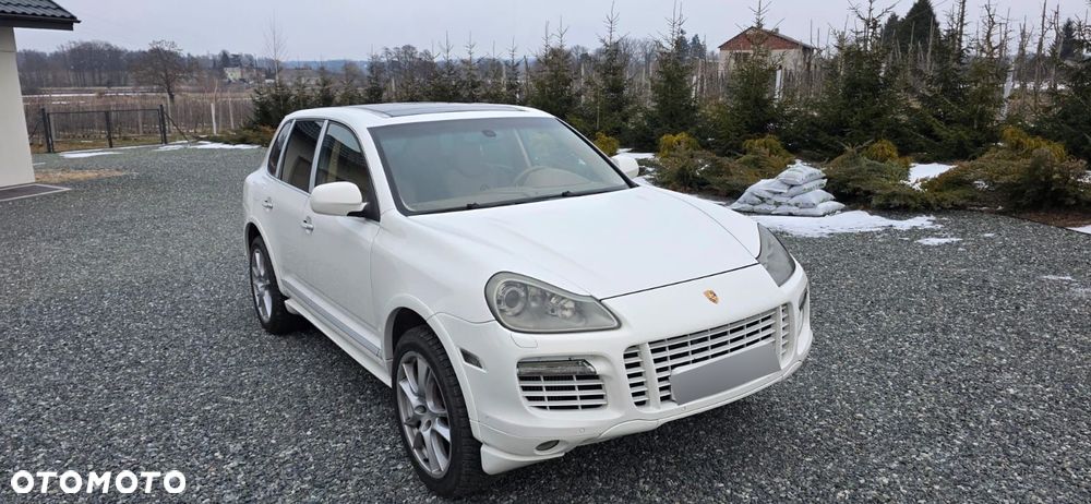 Porsche Cayenne - 5