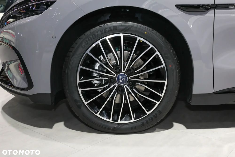 BYD Han Executive - 13